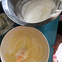 八寸戚风蛋糕的做法图解3