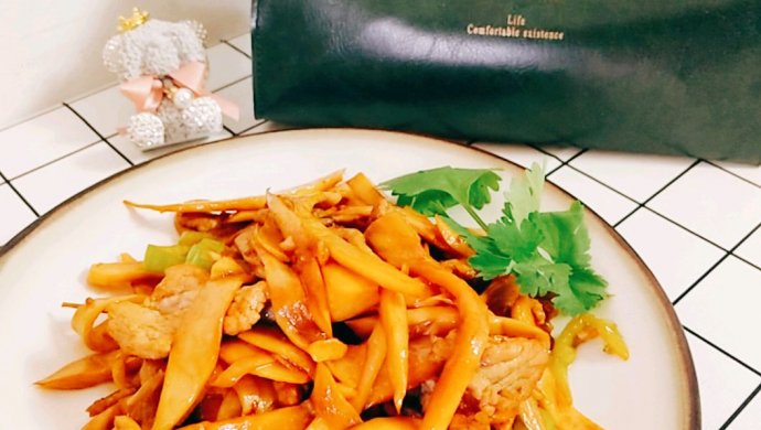 杏鲍菇炒肉超级下饭