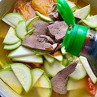 #打工人的健康餐#荷包蛋猪肝蔬菜汤的做法图解7