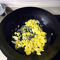 腊肠蛋炒饭—早餐篇的做法图解3