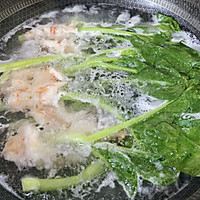 白灼菜心鲜虾卷的做法图解8