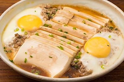 【豆腐肉糜抱蛋】肉饼蒸蛋的豪华做法，零难度！