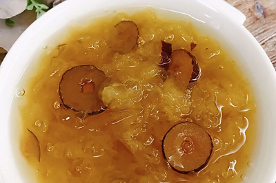 红枣银耳汤