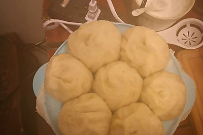 蛋菇薯香包