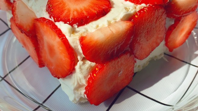 酸奶酪草莓蛋糕的做法
