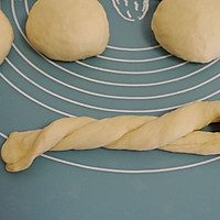 松软手撕--经典老式面包的做法图解8