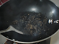 大地鱼干炒鸡腿肉的做法图解6