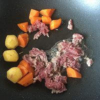牛肉杂蔬奶炖#手残党vs西餐大厨#的做法图解4