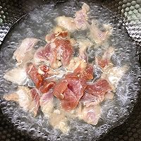 #春天的鲜味#韭菜肉片河粉的做法图解3