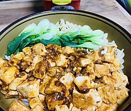 #暖冬酱在手，嗨吃部队锅#万能的盖浇豆腐的做法