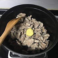 红烧牛肉配土豆的做法图解5