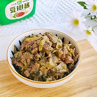 #暖冬酱在手，嗨吃部队锅#酸菜炒牛肉的做法图解9