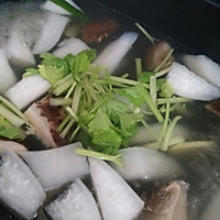 #今天吃什么#白萝卜蘑菇汤的做法图解8