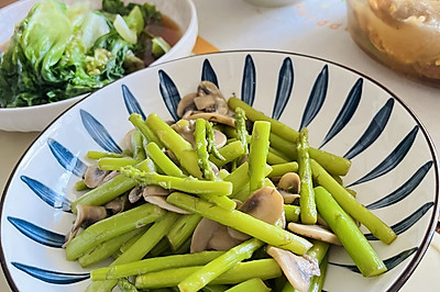 口蘑芦笋