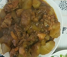#美食视频挑战赛# 奥尔良鸡腿炖土豆的做法