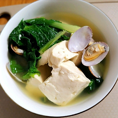 豆腐蛤蜊青菜汤