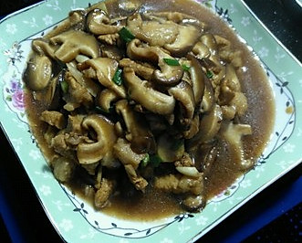 香菇炒肉片