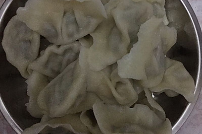 青萝卜鸡蛋虾皮馅饺子