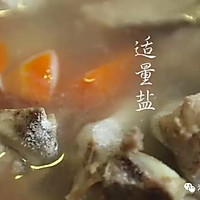 潮音潮人：胡萝卜荸荠猪骨汤的做法图解6