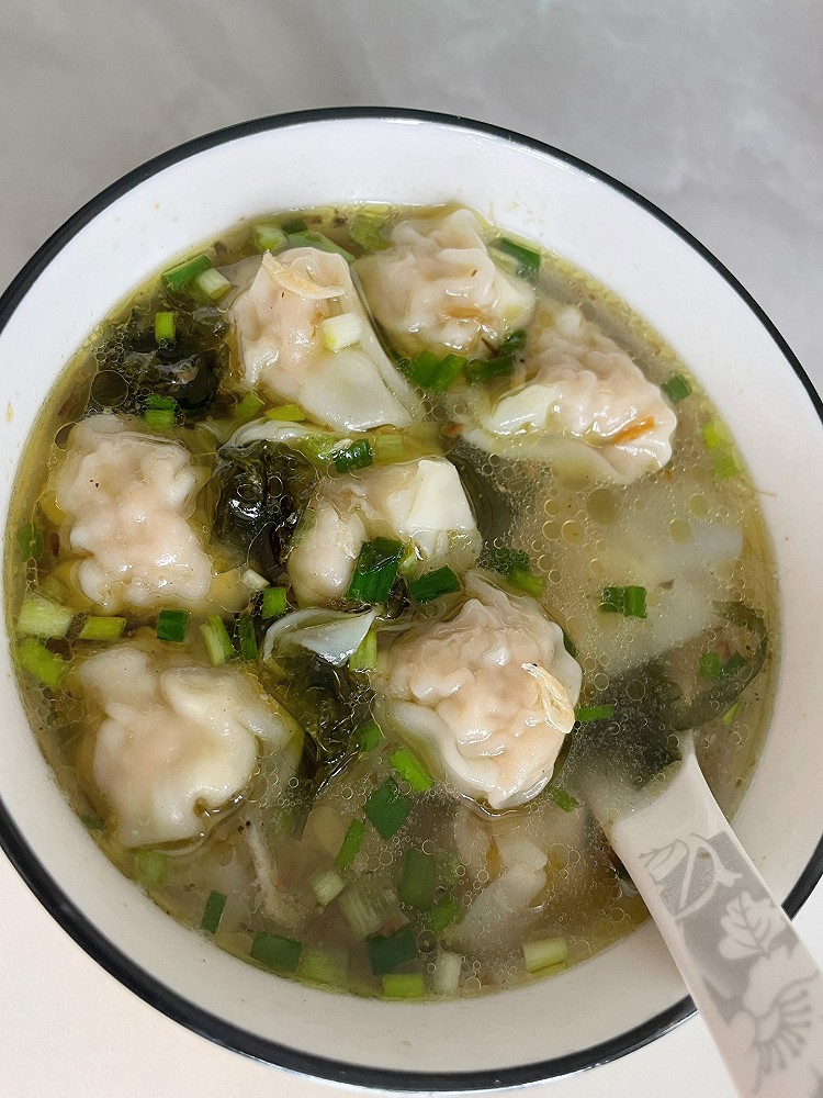 鲜肉虾仁混沌的做法