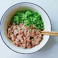 猪肉芹菜水饺的做法图解8