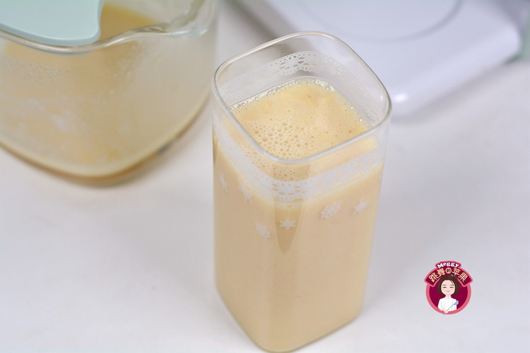 夏季天然饮品——五谷豆浆和醇香咖啡的做法
