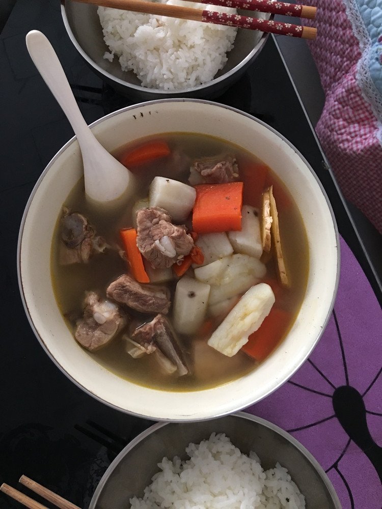 山药炖排骨的做法