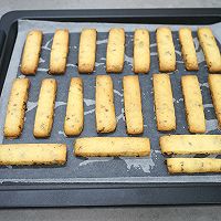 #童年不同样，美食有花样# 蔓越莓椰蓉酥条的做法图解10