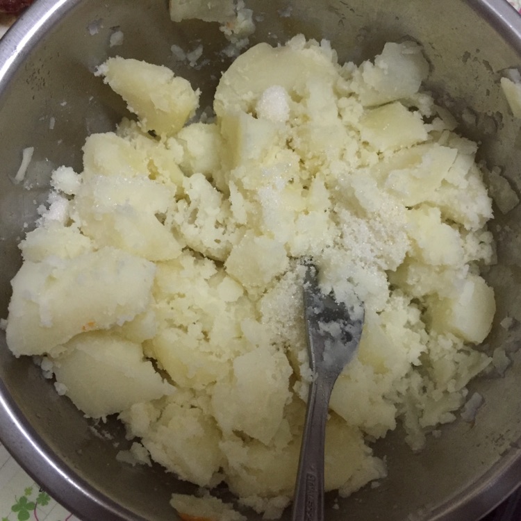 土豆泥沙拉的做法图解5