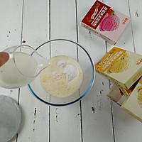 自制懒人版冰淇淋的做法图解3