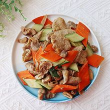 蘑菇炒肉
