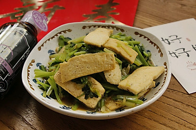 清炒芹菜豆腐