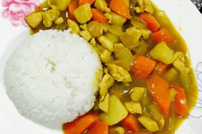 咖喱鸡肉饭