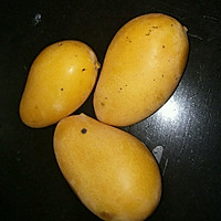 芒果酸奶的做法图解1