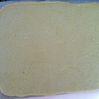 ~香葱海苔面包卷#东菱魔法云面包机#的做法图解3