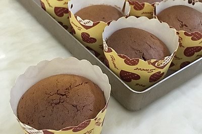 枣泥红糖纸杯蛋糕
