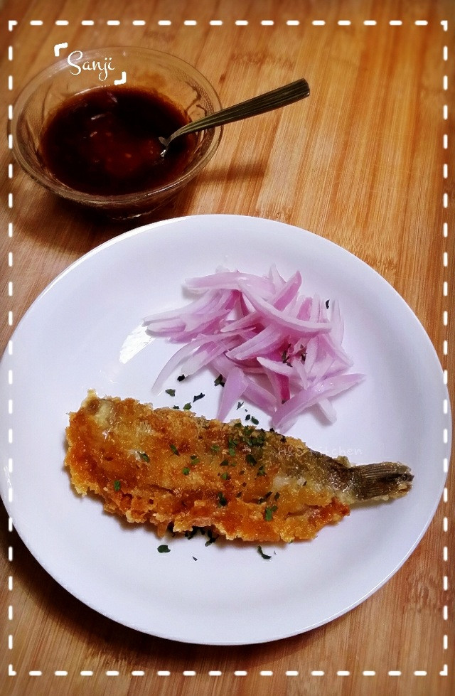 「海贼王Sanji料理」⒂白海特产の空岛煎鱼（237话）的做法