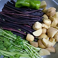 东北呼小咸菜的做法图解1