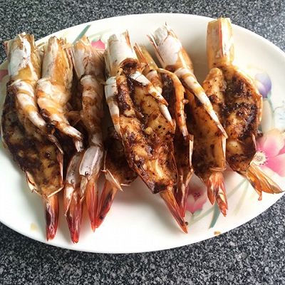 黑椒蒜蓉烤虾