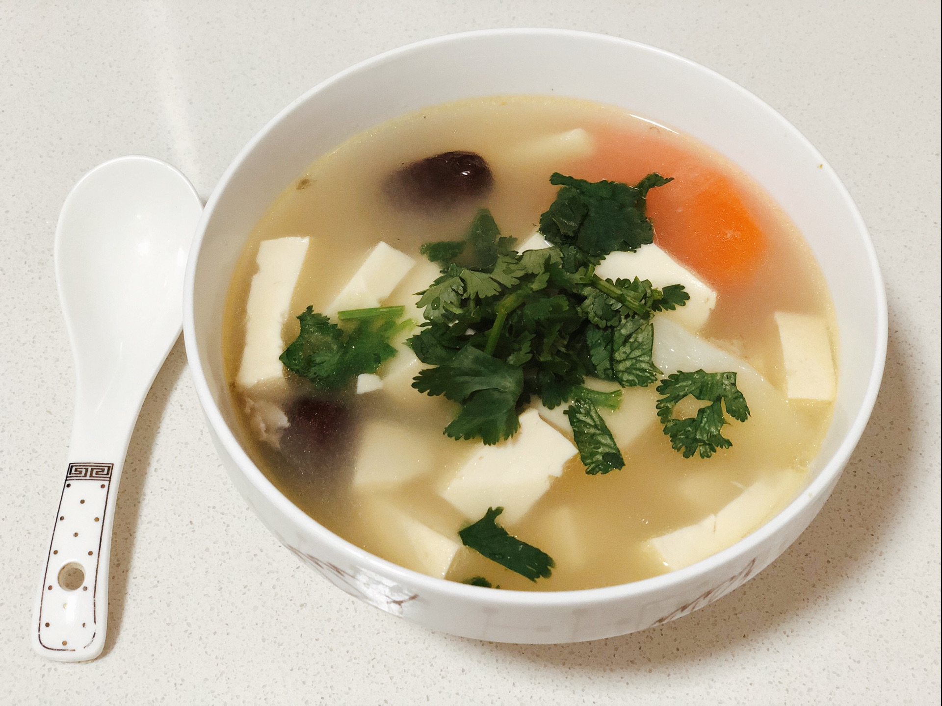 Crucian bean curd soup