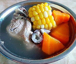 龙骨玉米海椰子汤的做法