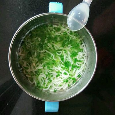 宝宝菜谱——油菜肉沫小面条