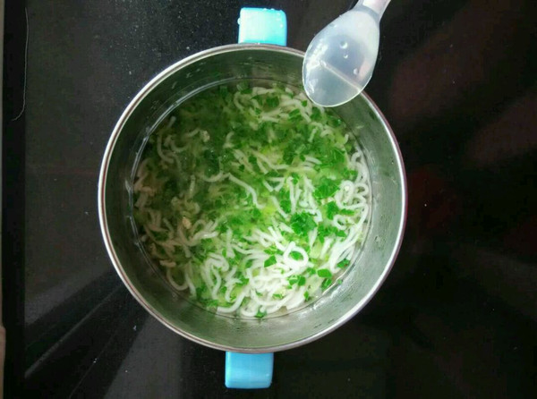 宝宝菜谱——油菜肉沫小面条