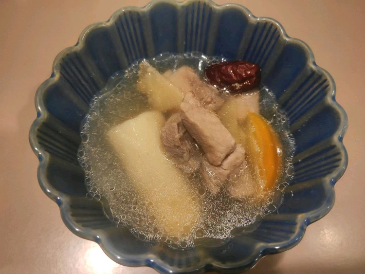 黄芪甘草排骨山药苹果汤的做法