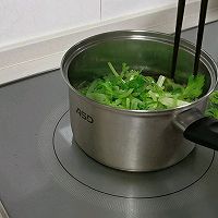 热拌香菇芹菜的做法图解5