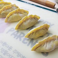 猪肉虾仁蒸饺的做法图解9