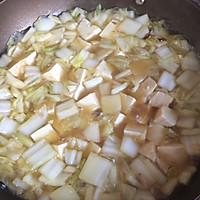 白菜炖豆腐的做法图解2