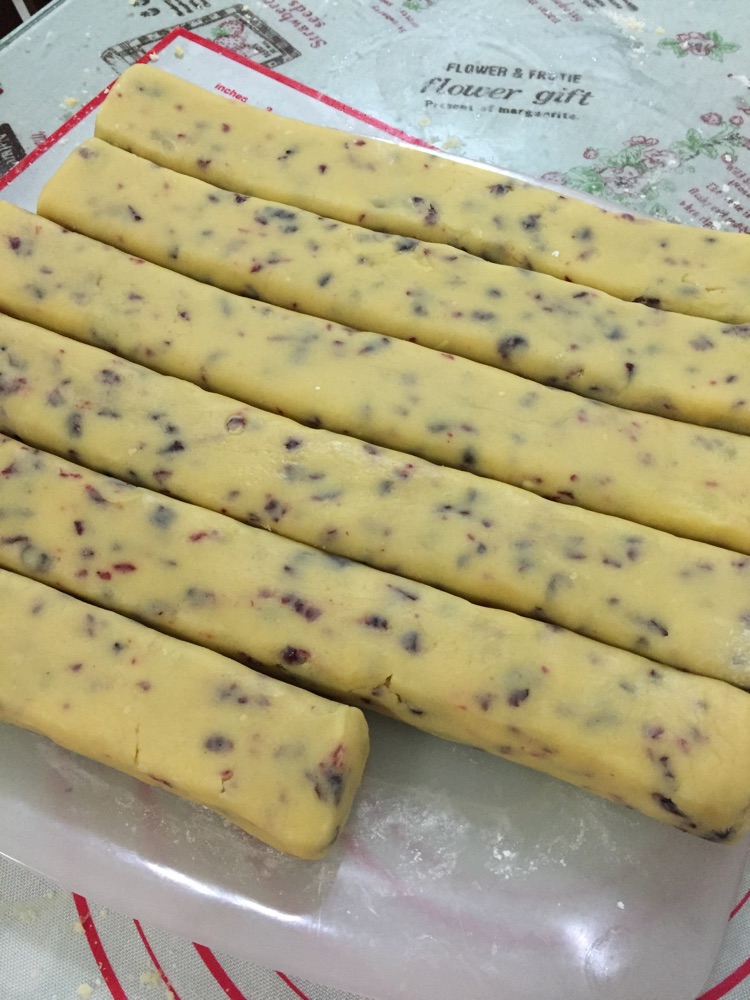 经典酥松蔓越莓饼干的做法图解10