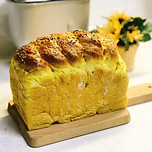 南瓜吐司面包|香甜拉丝奶香十足的健康面包