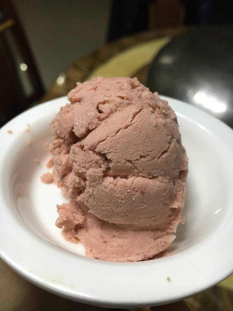 Cherry's 草莓冰激淋（冻干草莓粉版）的做法